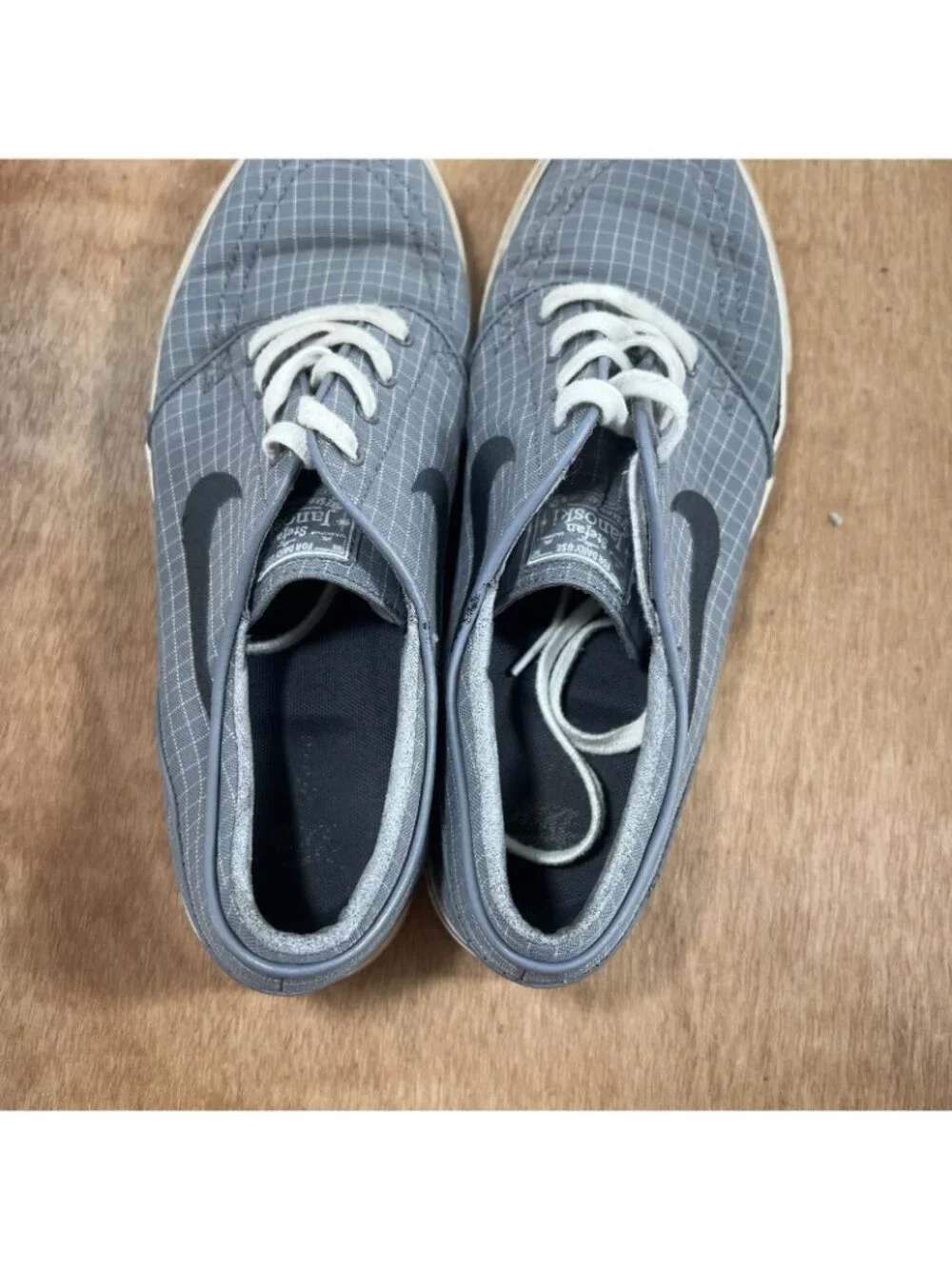 Nike please review
